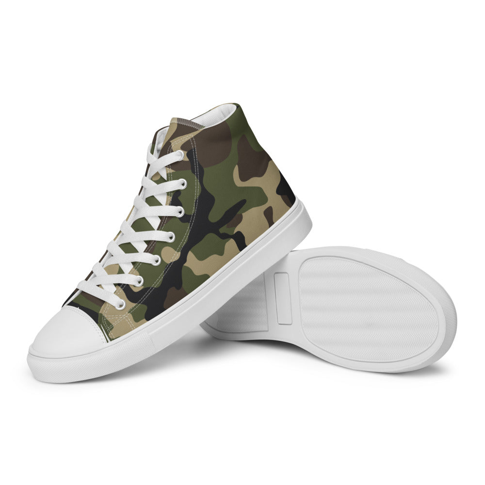 Woodland Camo Men’s high top canvas shoes