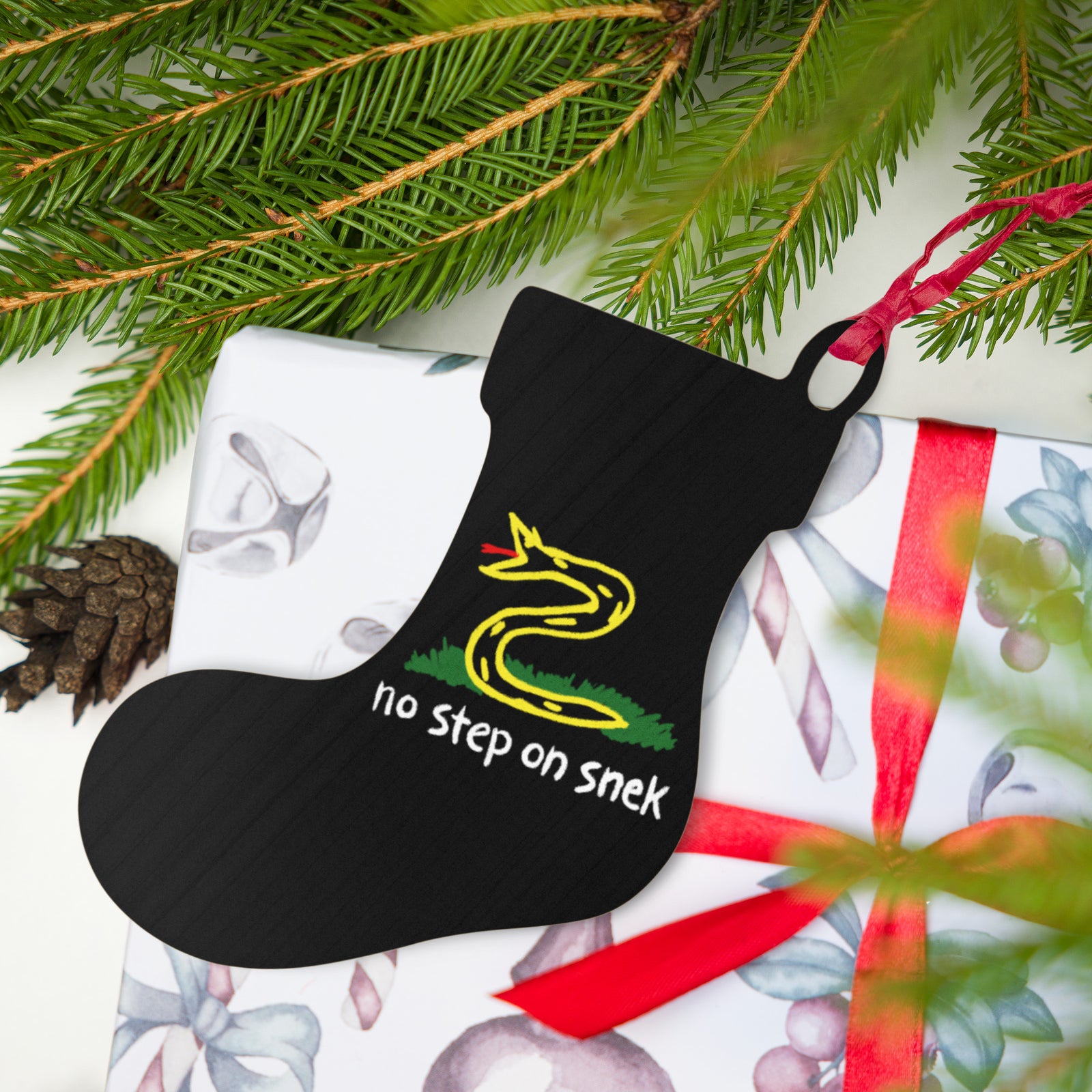 No Step On Sneck Wooden Ornaments