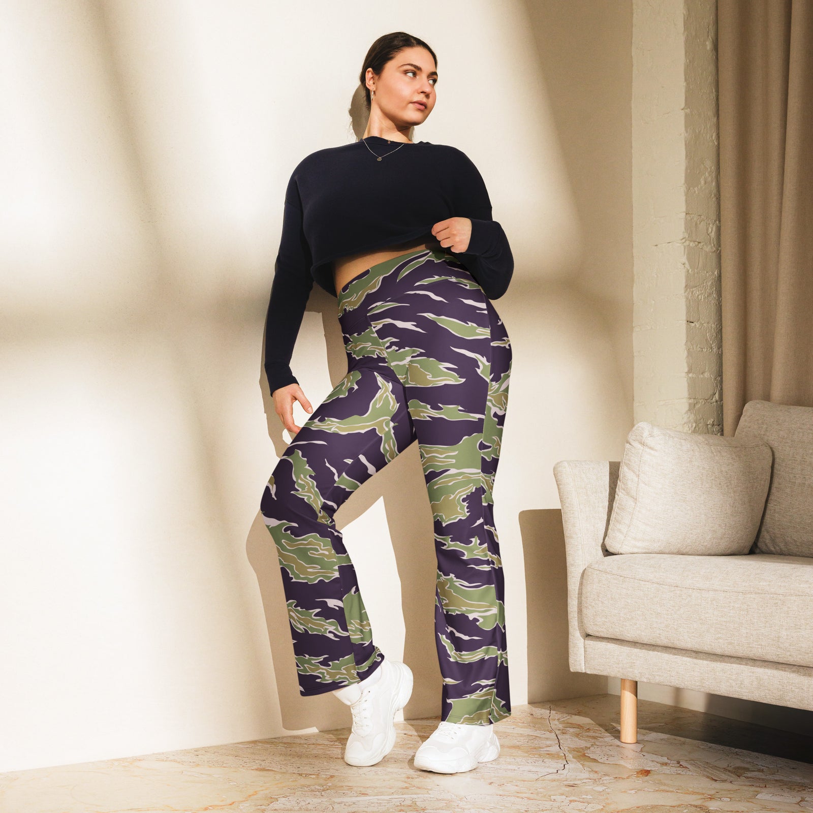 Jungle Tiger Stripe Camouflage Flare leggings