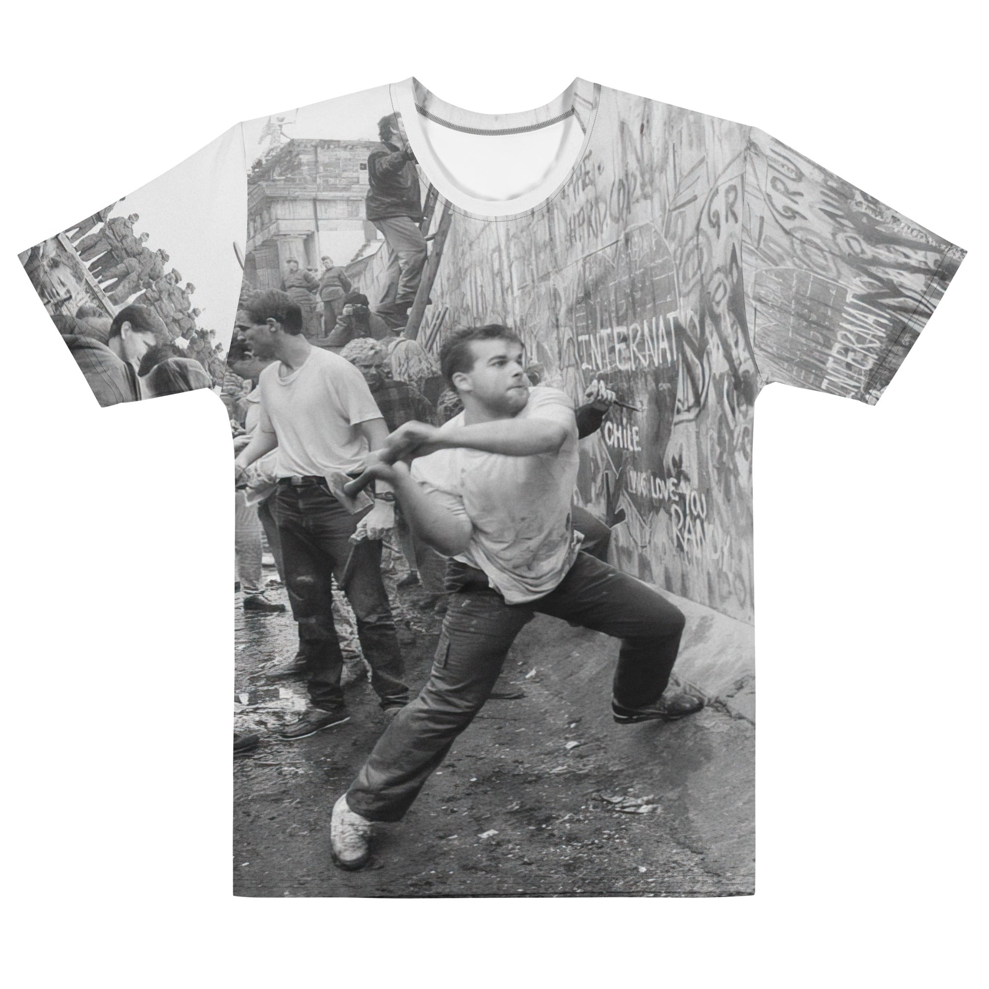 T-shirt with a graphic design of a man in a dynamic pose Berlin Wall Men’s Cotton T-Shirt
