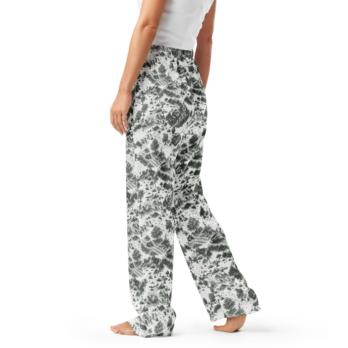 Left-side view of Normandy ’44 Toile women’s pajama pants