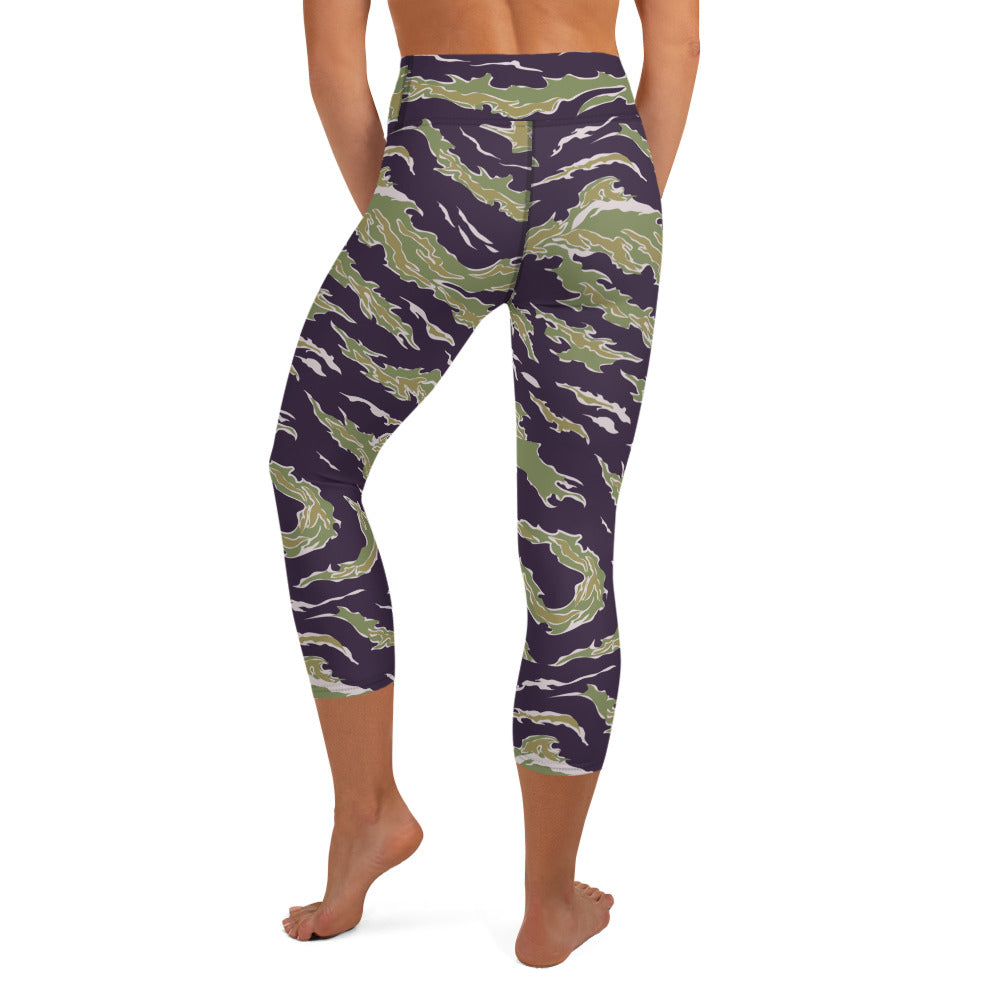 Jungle Tiger Stripe Yoga Capri Leggings