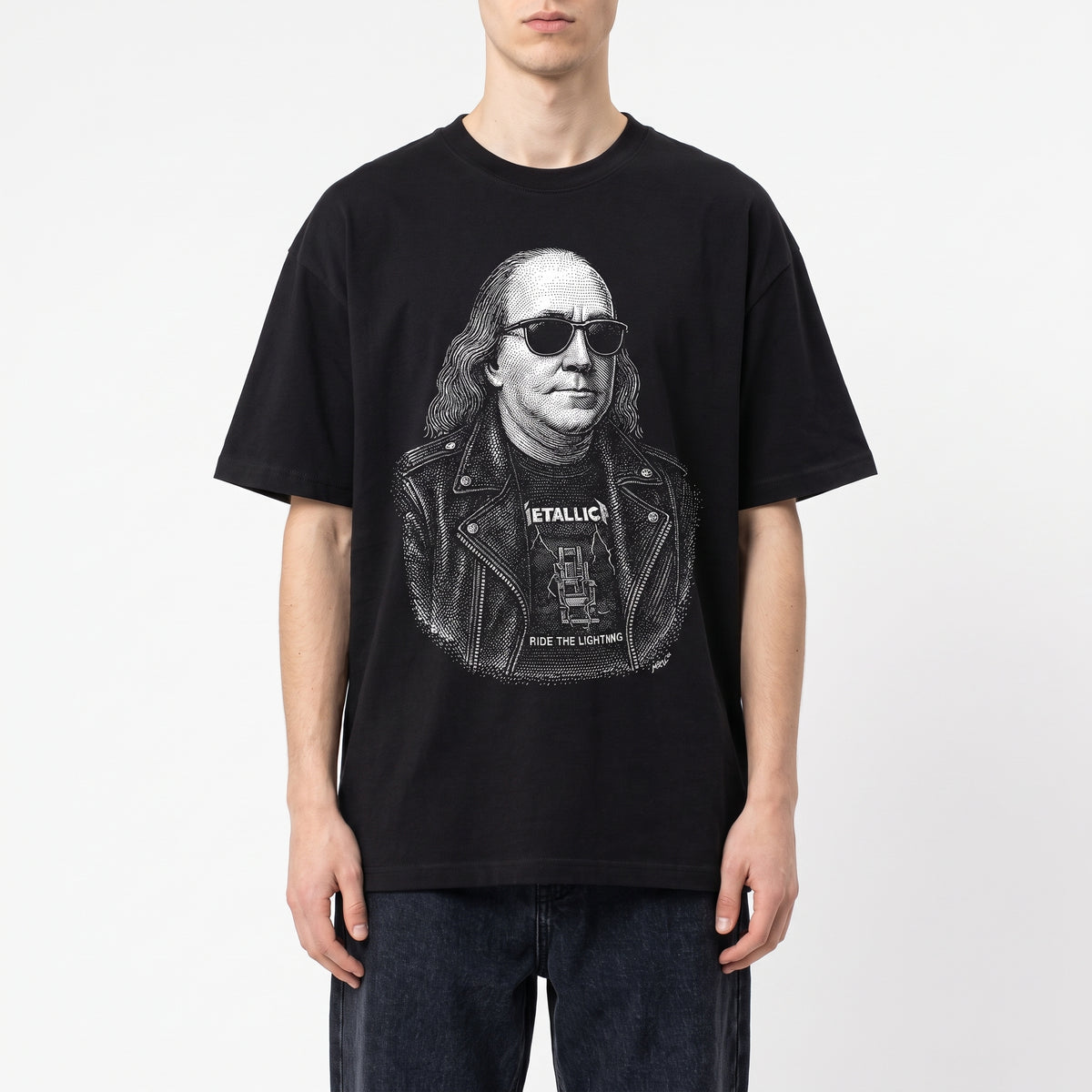 Model in a Ben Franklin Rebel Patriot heavyweight pigment-dyed boxy tee in black, front view