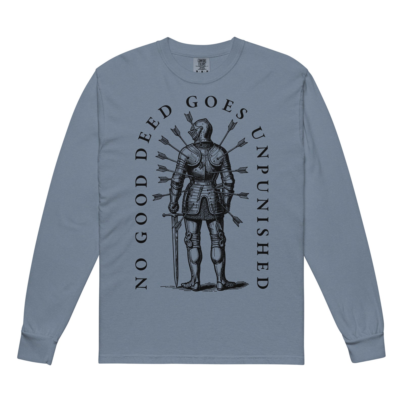 Front print shows a full knight pierced by arrows with the phrase “No Good Deed Goes Unpunished.” Back print features a knight’s helmet with an arrow through it and the Latin motto Virtus Vulnerata Vincit.