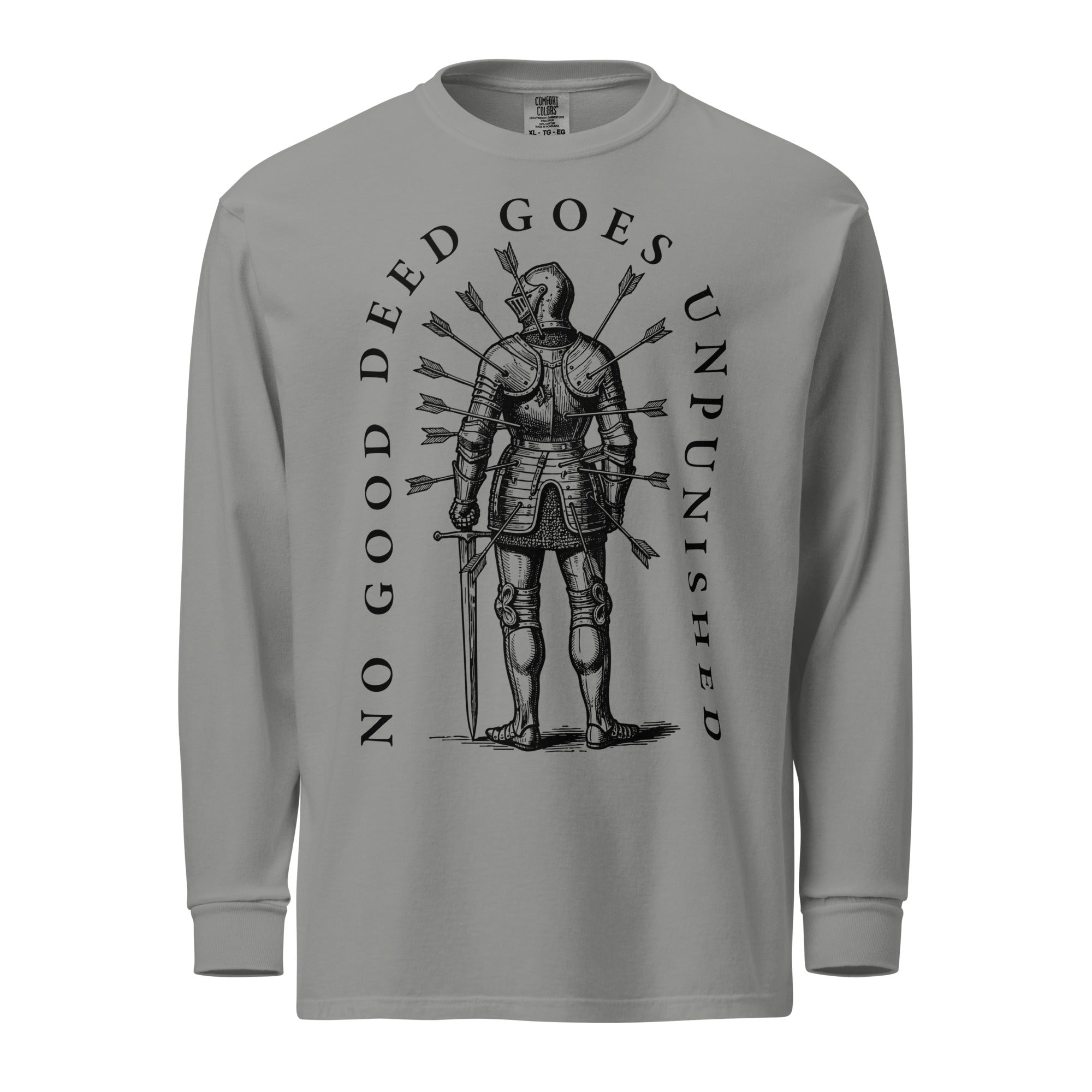 Front print shows a full knight pierced by arrows with the phrase “No Good Deed Goes Unpunished.” Back print features a knight’s helmet with an arrow through it and the Latin motto Virtus Vulnerata Vincit.