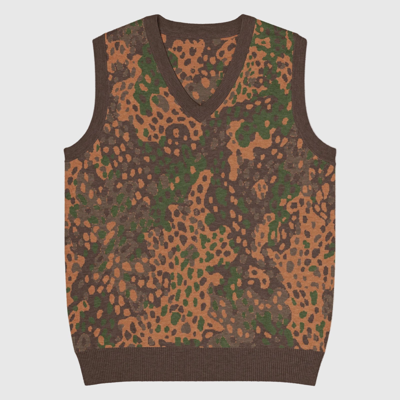 Erbsenmuster pea-pattern camo knit V-neck vest in green, brown, and tan, front view, size M, showing dark brown ribbed trim
