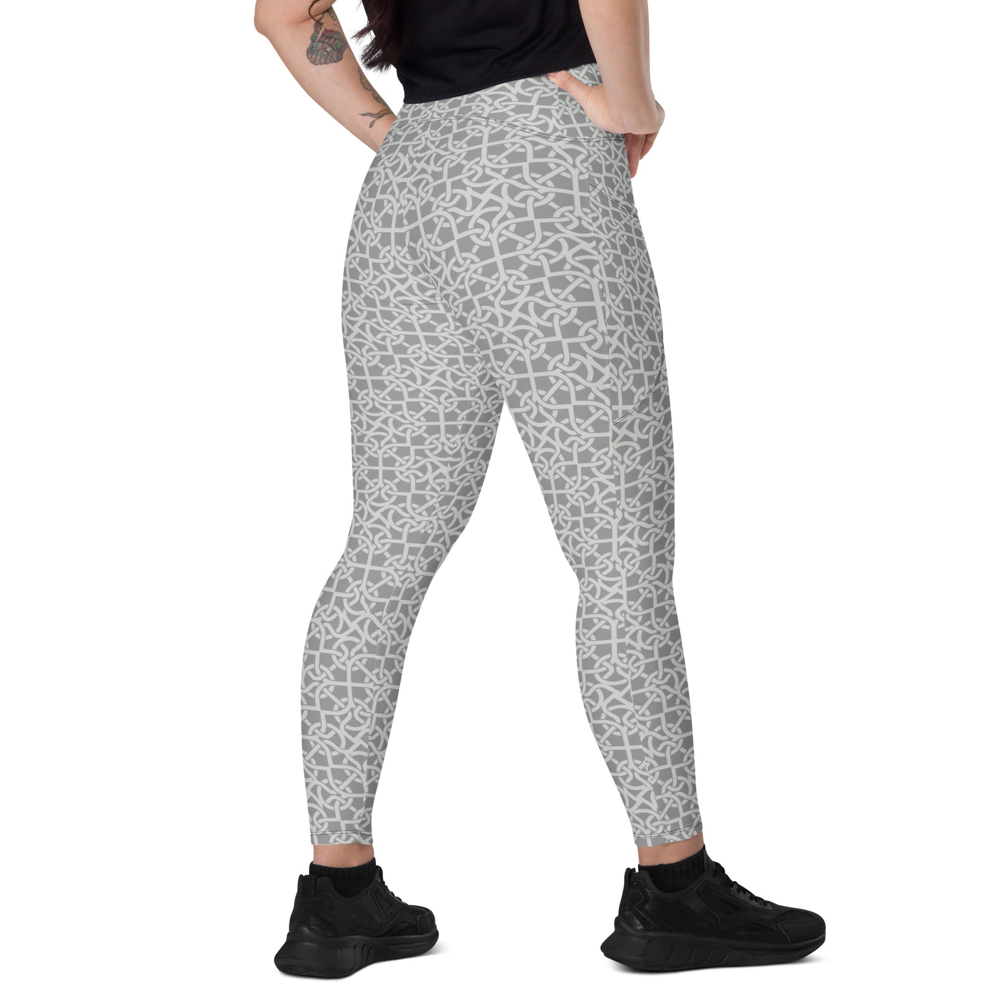 Celtic Chain Gray Leggings with pockets