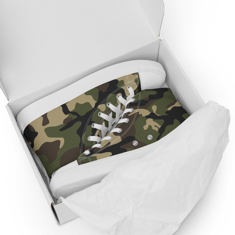 Woodland Camo Men’s high top canvas shoes