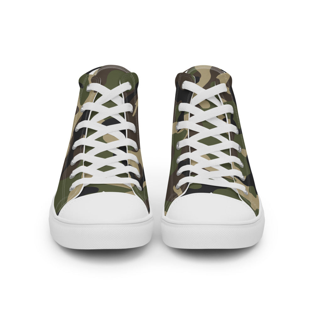 Woodland Camo Men’s high top canvas shoes