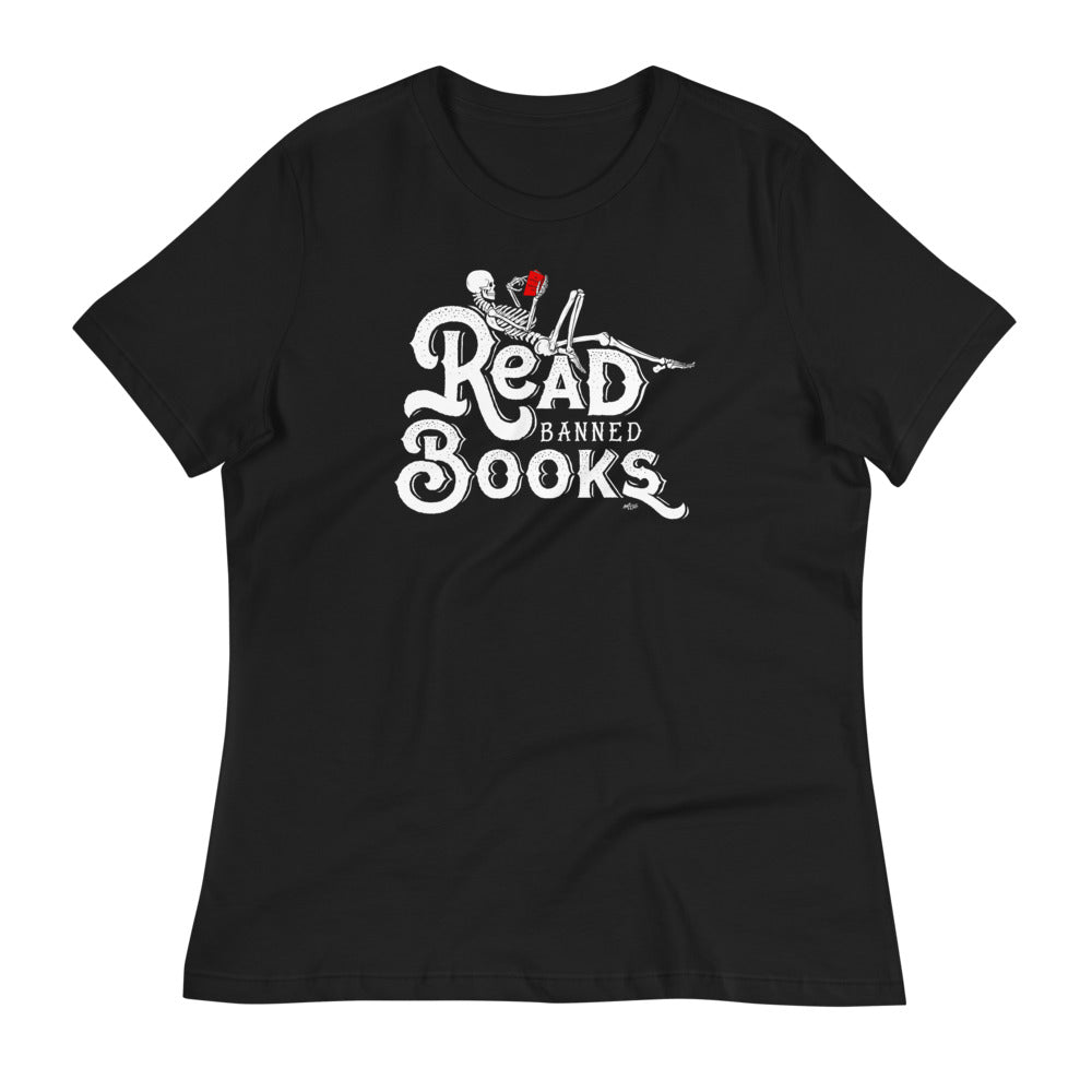 Read Banned Books Women&#39;s Relaxed T-Shirt