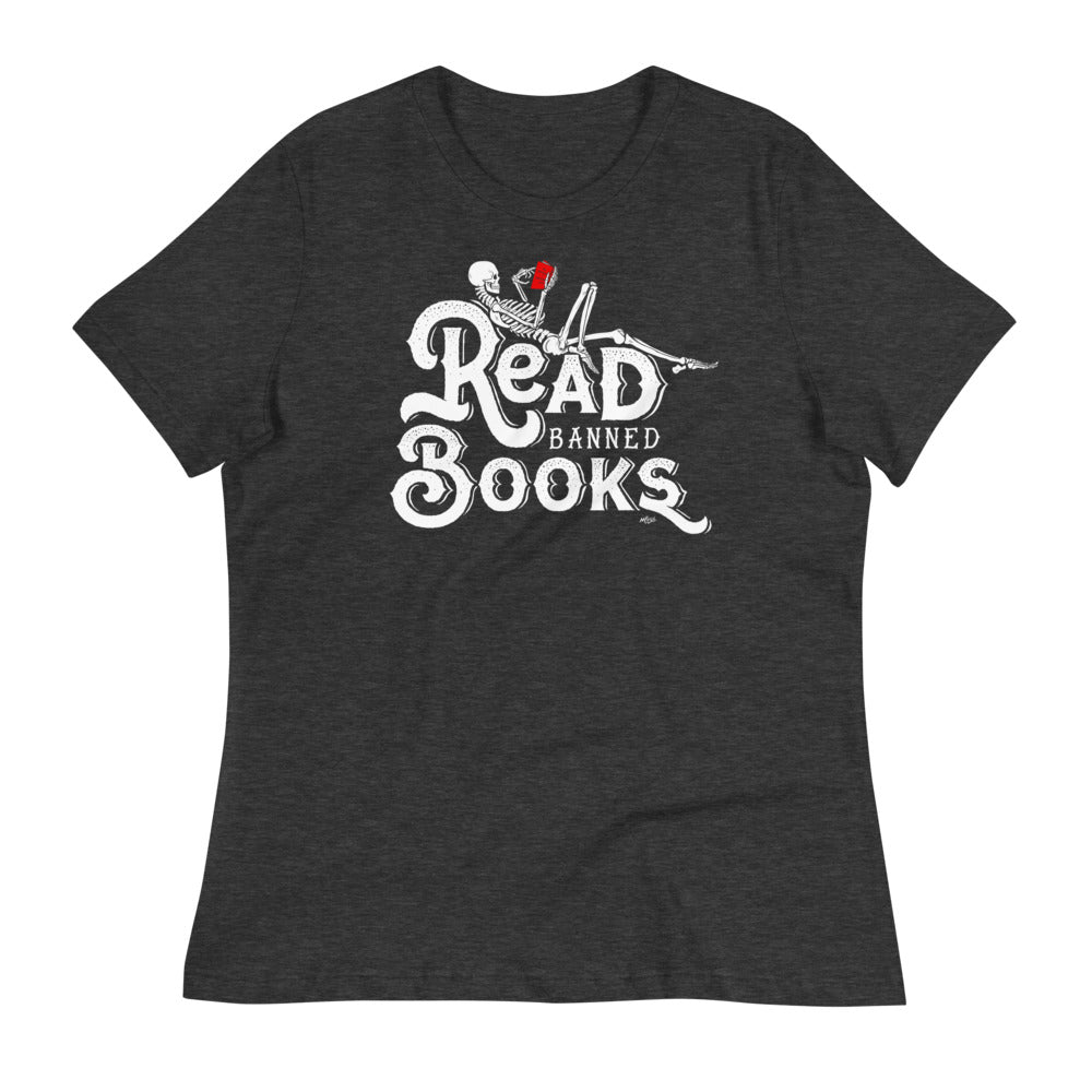 Read Banned Books Women&#39;s Relaxed T-Shirt